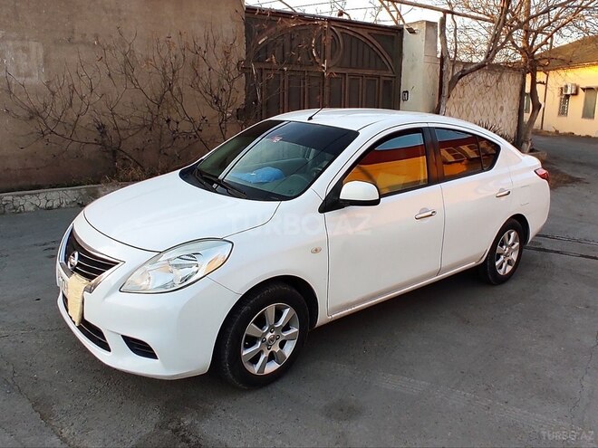 Nissan Sunny 2014, 120,000 km - 1.5 l - Bakı