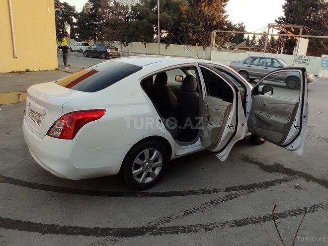 Nissan Sunny 2014, 120,000 km - 1.5 l - Bakı