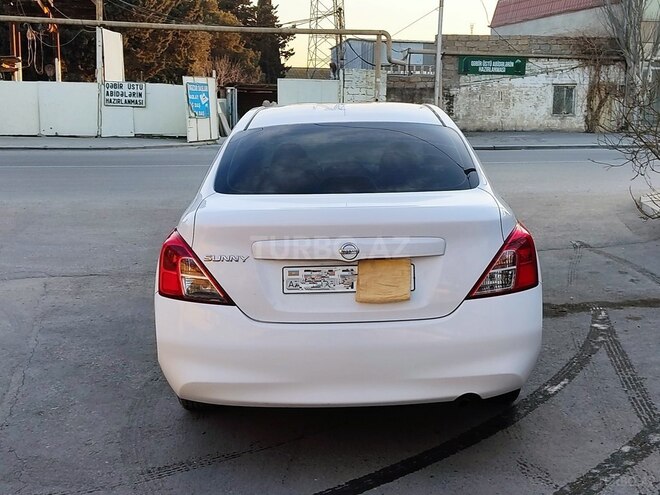 Nissan Sunny 2014, 120,000 km - 1.5 l - Bakı