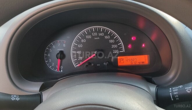 Nissan Sunny 2014, 120,000 km - 1.5 l - Bakı