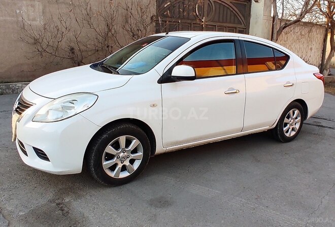 Nissan Sunny 2014, 120,000 km - 1.5 l - Bakı