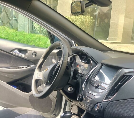 Chevrolet Cruze 2017, 93,000 km - 1.4 l - Bakı