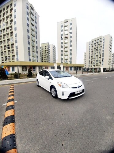 Toyota Prius 2015, 217,000 km - 1.8 l - Bakı