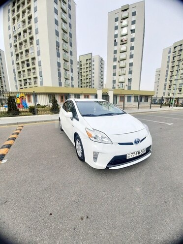Toyota Prius 2015, 217,000 km - 1.8 l - Bakı