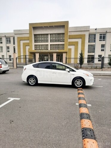Toyota Prius 2015, 217,000 km - 1.8 l - Bakı