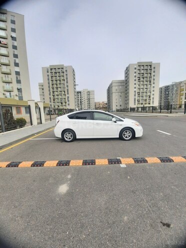 Toyota Prius 2015, 217,000 km - 1.8 l - Bakı