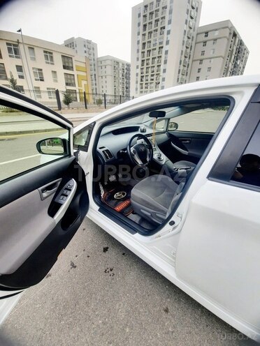 Toyota Prius 2015, 217,000 km - 1.8 l - Bakı