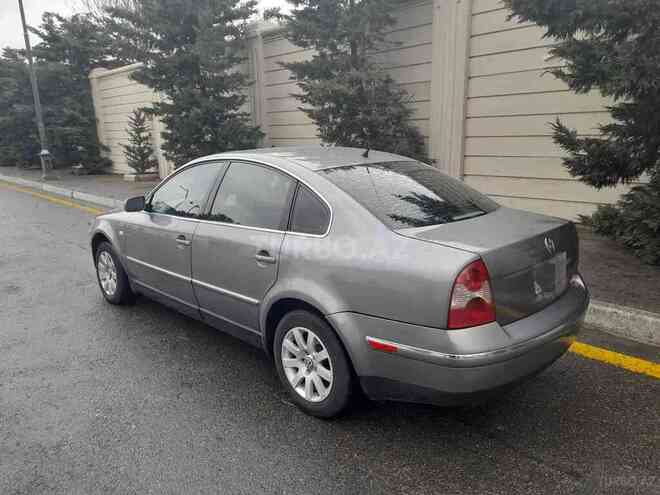 Volkswagen Passat 2003, 290,000 km - 1.8 l - Bakı
