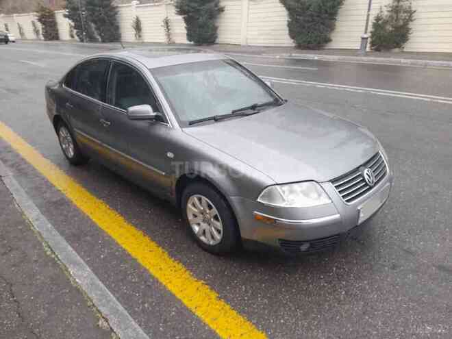 Volkswagen Passat 2003, 290,000 km - 1.8 l - Bakı