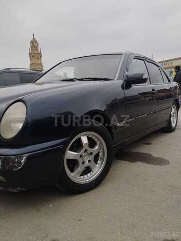 Mercedes E 230 1997, 450,000 km - 2.3 l - Bakı