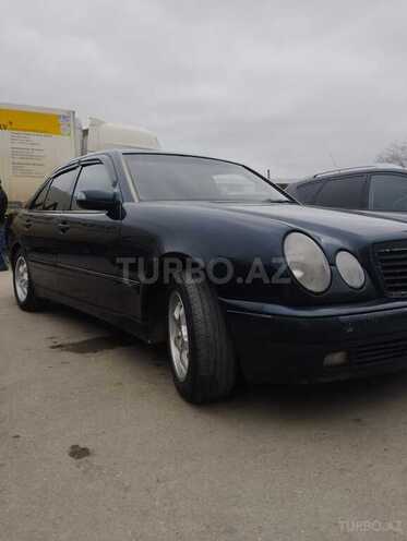 Mercedes E 230 1997, 450,000 km - 2.3 l - Bakı