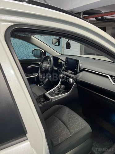Toyota RAV4 2022, 3,000 km - 2.5 l - Bakı