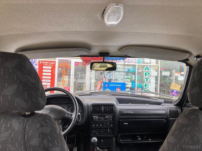 GAZ 3110 1998, 430,000 km - 2.3 л - Quba