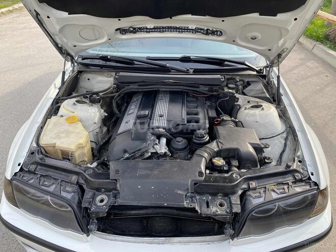 BMW 328 1998, 350,000 km - 2.8 l - Bakı