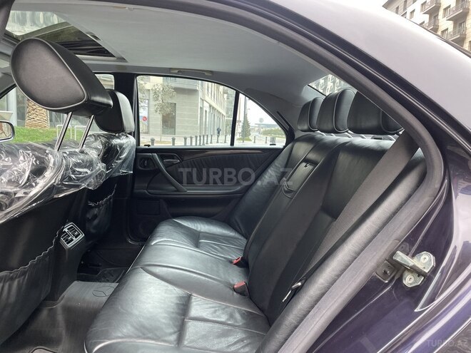 Mercedes E 240 2001, 223,244 km - 2.6 l - Bakı