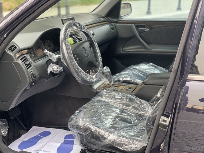 Mercedes E 240 2001, 223,244 km - 2.6 l - Bakı