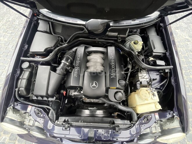 Mercedes E 240 2001, 223,244 km - 2.6 l - Bakı