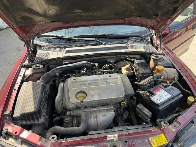 Opel Vectra 1999, 230,000 km - 1.6 л - Bakı