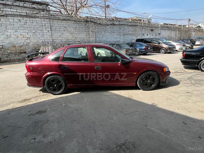 Opel Vectra 1999, 230,000 km - 1.6 л - Bakı