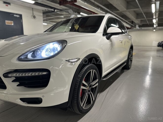 Porsche Cayenne Turbo 2011, 99,800 km - 4.8 l - Bakı