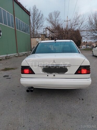 Mercedes E 200 1995, 285,000 km - 2.0 l - Bakı