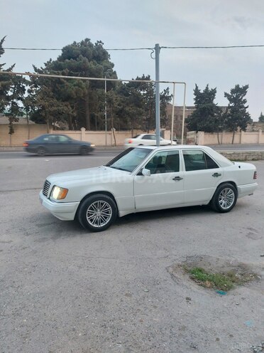 Mercedes E 200 1995, 285,000 km - 2.0 l - Bakı