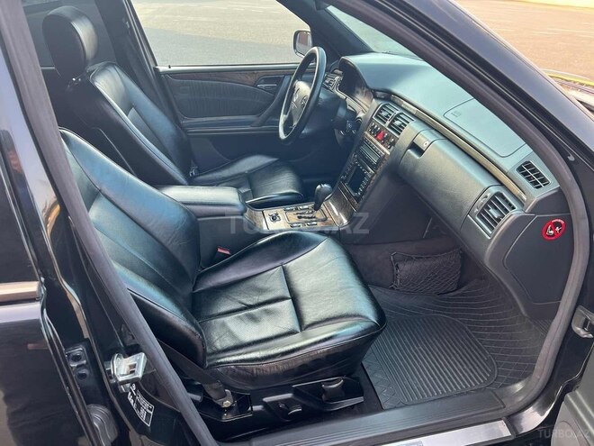 Mercedes E 270 2000, 420,000 km - 2.7 l - Mingəçevir