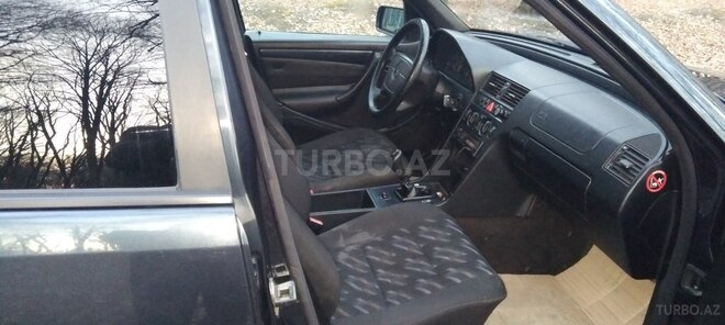 Mercedes C 180 1998, 739,200 km - 1.8 л - Qəbələ