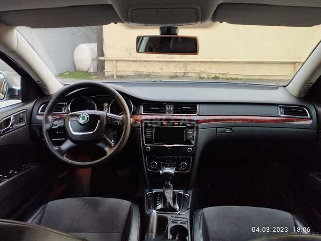 Skoda Superb 2011, 258,500 km - 1.8 l - Bakı