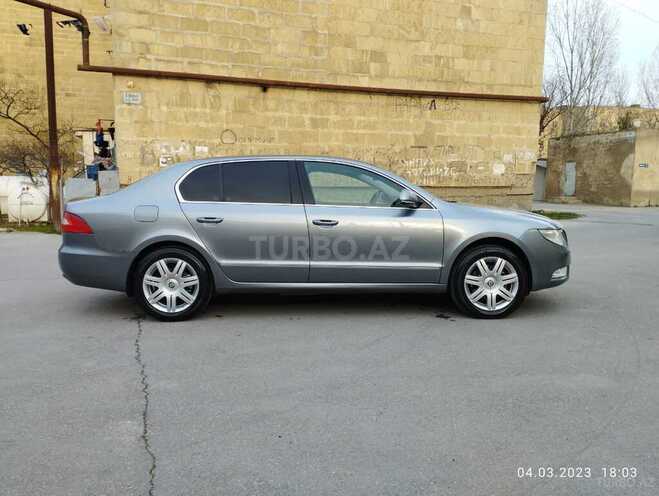 Skoda Superb 2011, 258,500 km - 1.8 l - Bakı