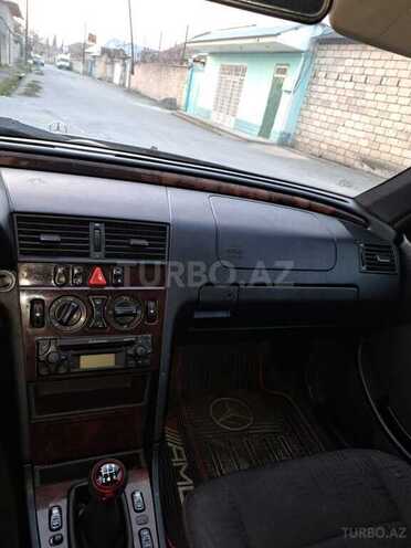 Mercedes C 180 1999, 303,457 km - 1.8 l - Göyçay