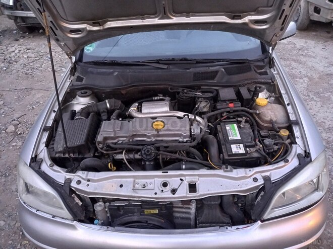 Opel Astra 2000, 270,000 km - 2.0 л - Bakı