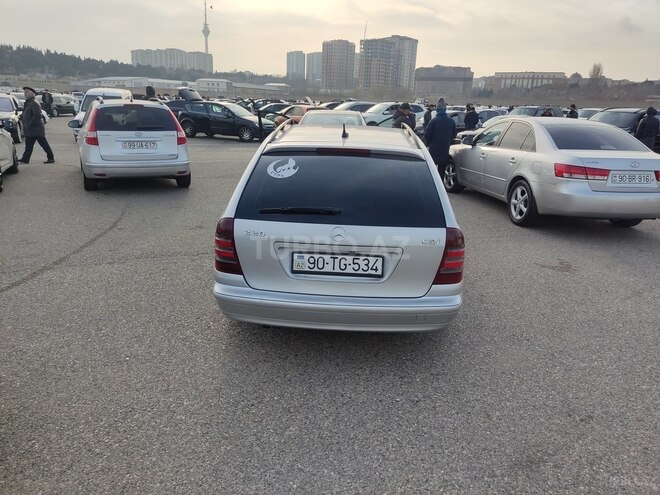 Mercedes C 220 2001, 304,000 km - 2.2 l - Sumqayıt