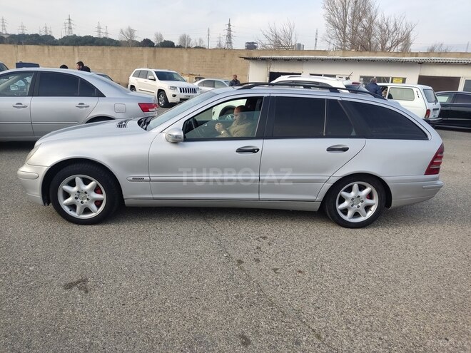 Mercedes C 220 2001, 304,000 km - 2.2 l - Sumqayıt