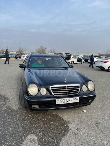 Mercedes E 220 2000, 308,000 km - 2.2 l - Bakı