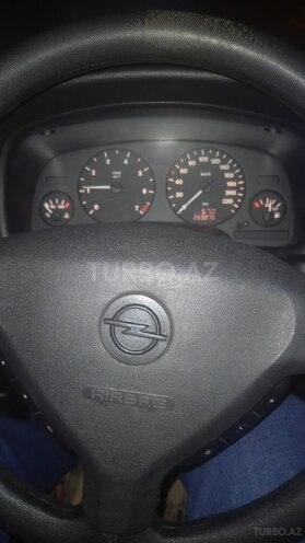 Opel Astra 1999, 280,000 km - 1.6 л - Quba