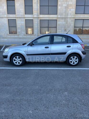 Kia Rio 2009, 195,000 km - 1.4 l - Sumqayıt