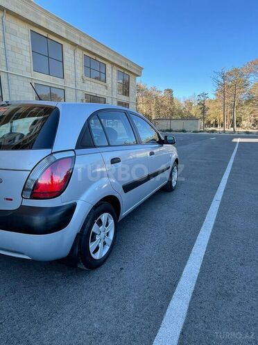Kia Rio 2009, 195,000 km - 1.4 l - Sumqayıt