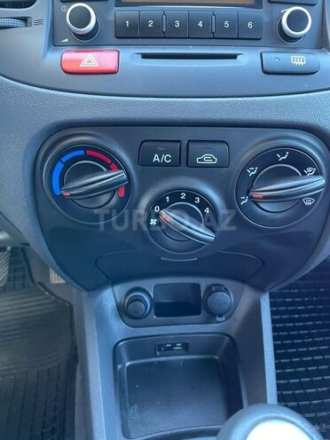 Kia Rio 2009, 195,000 km - 1.4 l - Sumqayıt