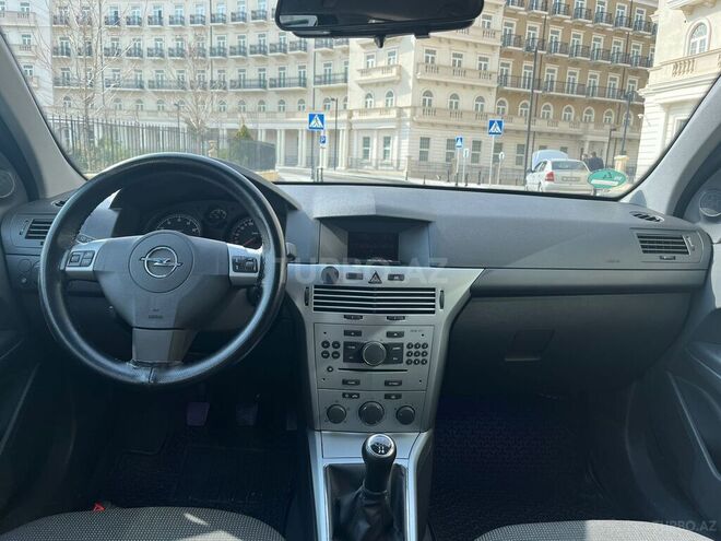 Opel Astra 2009, 230,000 km - 1.4 l - Bakı