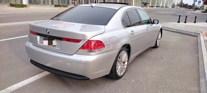 BMW  2001, 321,000 km - 4.4 l - Bakı