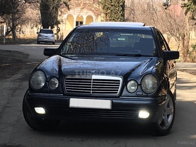 Mercedes E 230 1997, 490,000 km - 2.3 л - Bakı