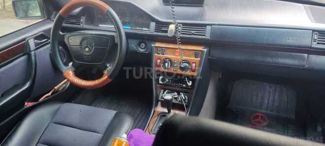 Mercedes E 220 1995, 520,000 km - 2.2 l - Bakı