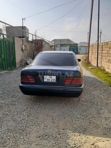 Mercedes E 200 1998, 323,000 km - 2.0 l - Bakı