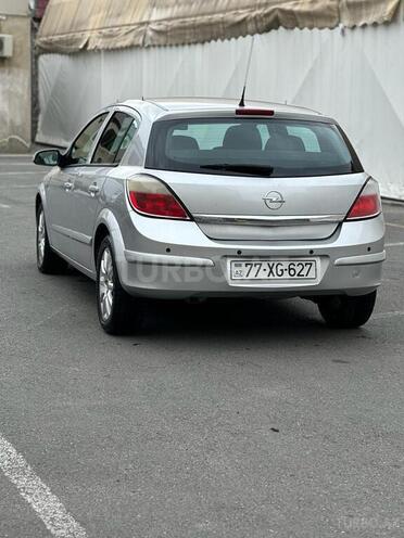 Opel Astra 2005, 140,000 km - 1.4 л - Bakı