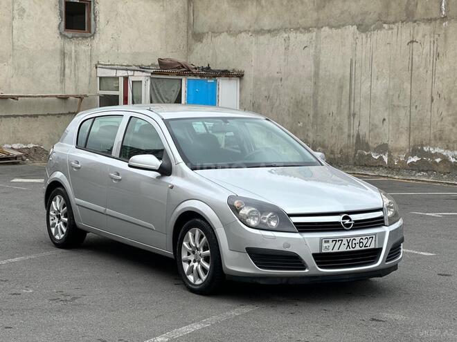 Opel Astra 2005, 140,000 km - 1.4 л - Bakı