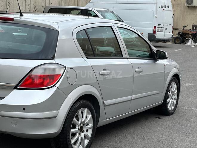 Opel Astra 2005, 140,000 km - 1.4 л - Bakı