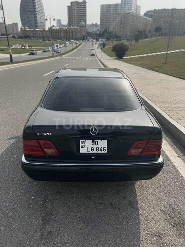 Mercedes E 320 1999, 265,000 km - 3.2 l - Bakı