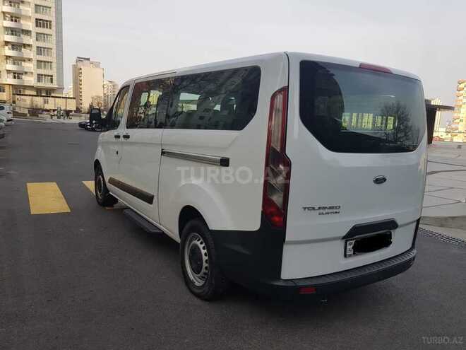 Ford Tourneo Custom 2015, 209,000 km - 2.2 l - Bakı
