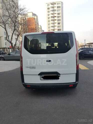 Ford Tourneo Custom 2015, 209,000 km - 2.2 l - Bakı